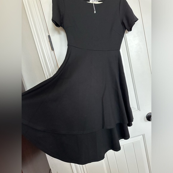 Scoop Neck, High Low Cocktail Dress - Picture 7 of 7